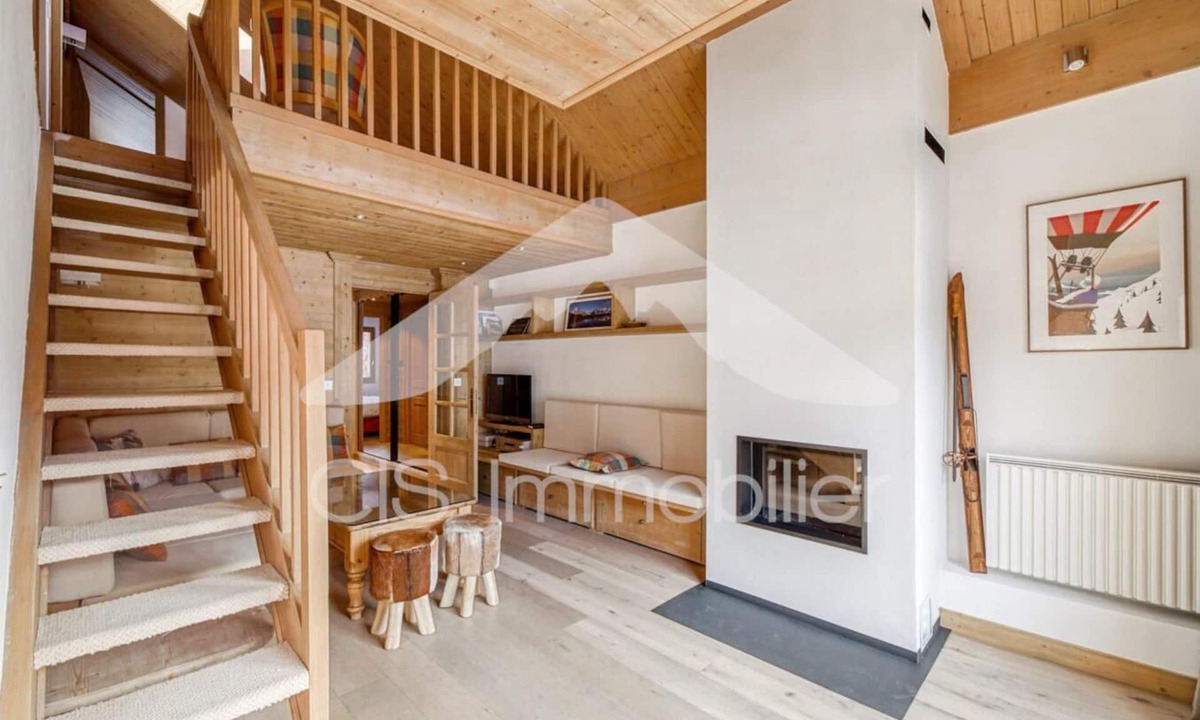 Meribel Centre Apartment | 100m from resort center, 4th floor, view mountain/ski slopes, balcony, fireplace or stove, tv