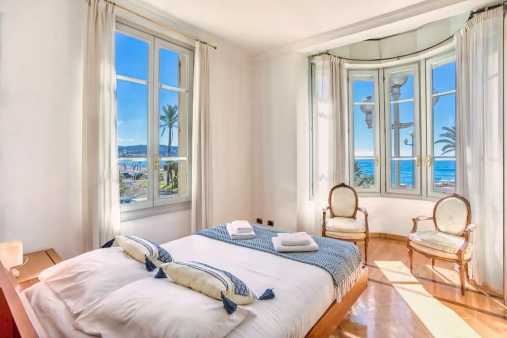 Les Baumettes Apartment | #15 Staywizus -Sea front Villa AC stunning view for 6 people wifi