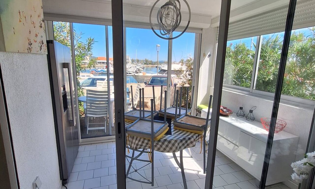 Frontignan Apartment | 2-bedroom apartment with terrace and parking in Frontignan Beach