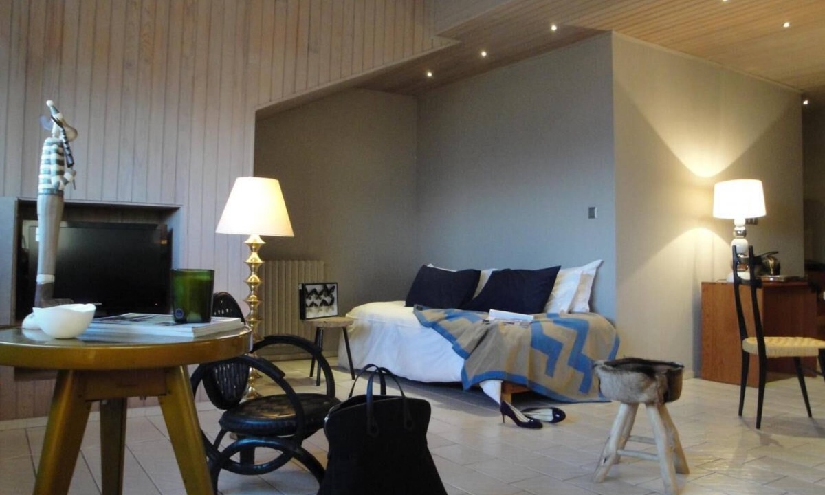 Font-Romeu-Odeillo-Via Apartment | 50m from resort center, balcony, tv, ski locker, 46m², Font Romeu