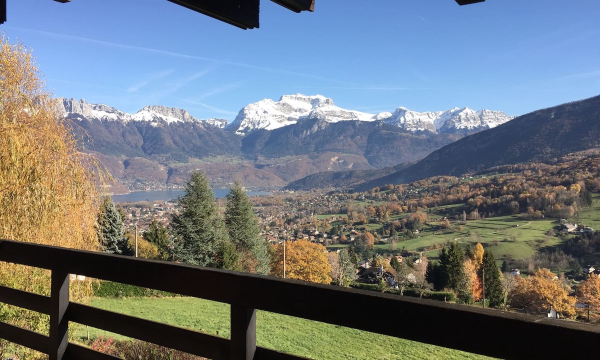 Saint-Jorioz Ski Chalet | 90m² chalet overlooking Lake Annecy