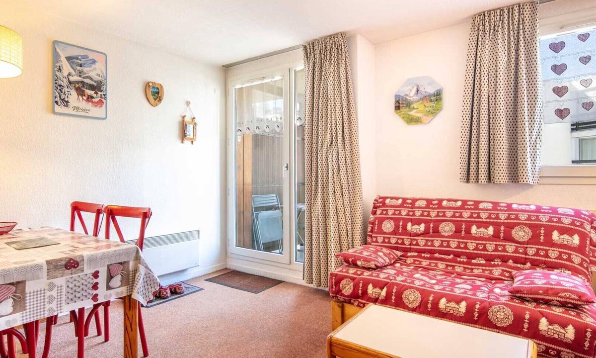 Villard-de-Lans Apartment | A well-located studio flat with a balcony