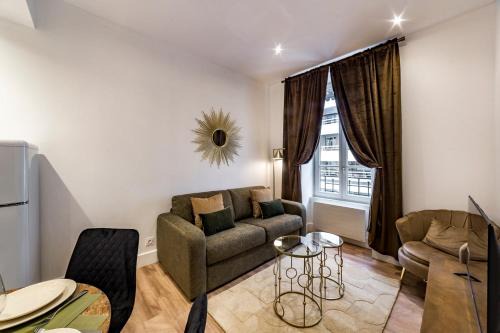 Republique - Tolstoi Apartment | All in Lyon | T2 Le Verlaine – Villeurbanne