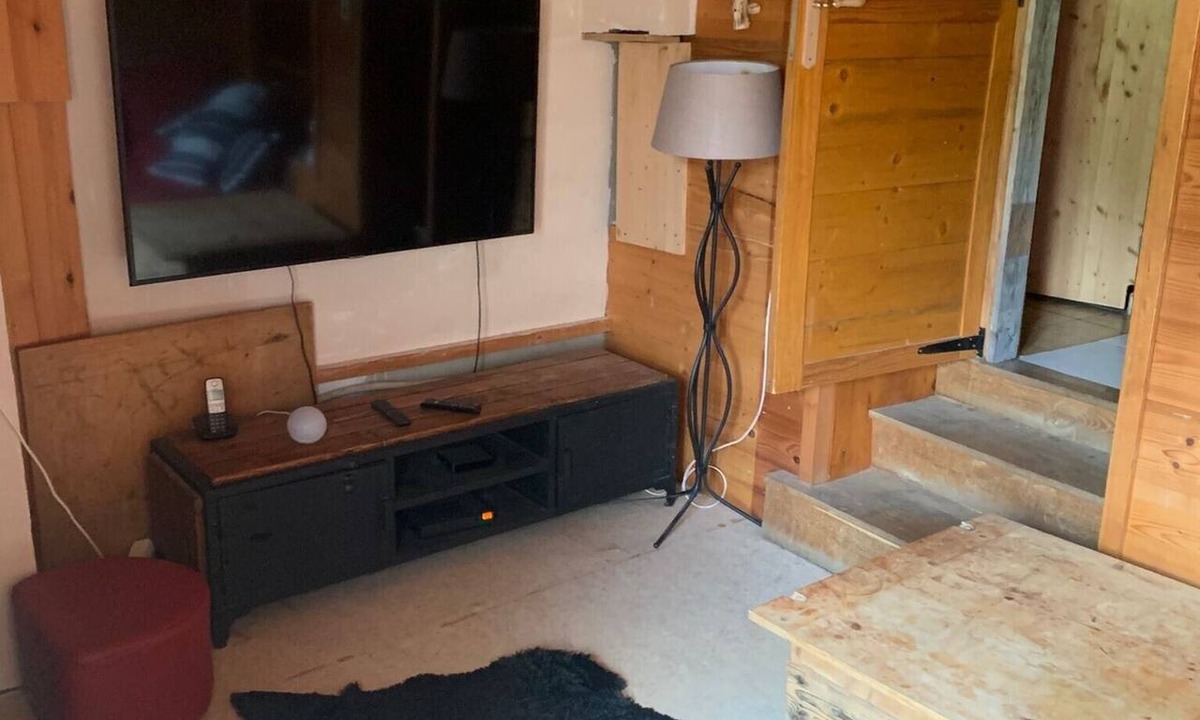 Saint-Ferreol Apartment | Apartment 'Appartement Dans Maison' with Mountain View, Private Terrace and Wi-Fi
