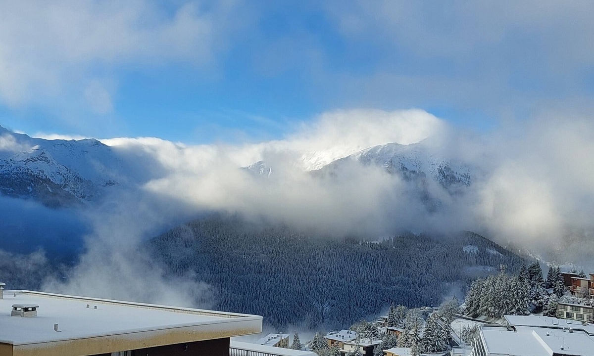 Orcieres-Merlette Apartment | Apartment 'Pieds Des Pistes' with Mountain View, Private Terrace and Wi-Fi
