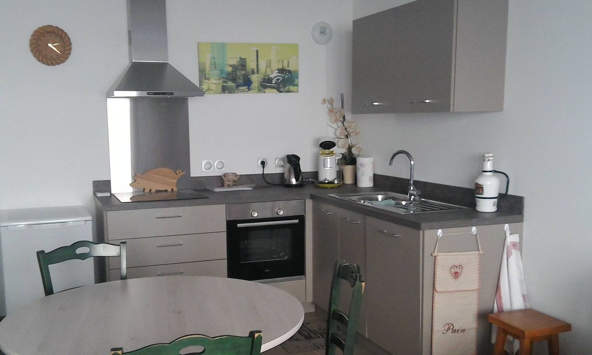 Bozel Apartment | appart. 2-4 people. 200m from the lake and free shuttle. Ideal curists and family