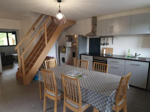 Saint-Martin-d'Uriage Apartment | Appartement rez de jardin