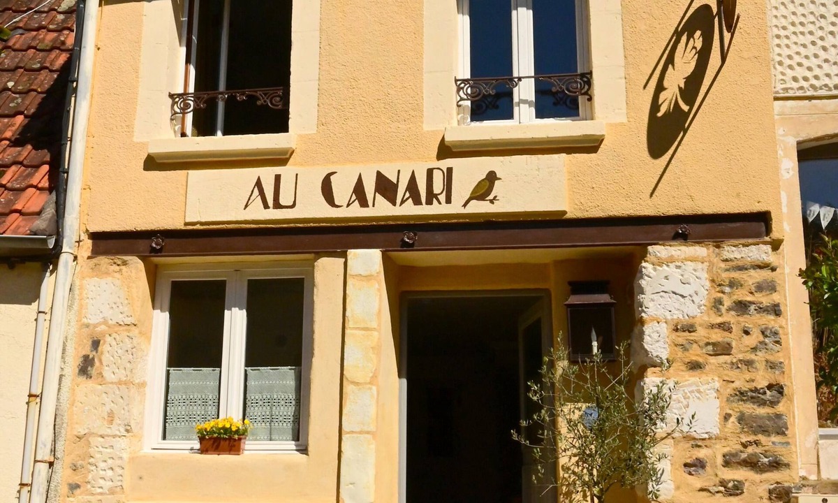 Saint-Sauveur-en-Puisaye Apartment | Au Canari, a former bar-tabac transformed into a charming gîte in the village of Colette.