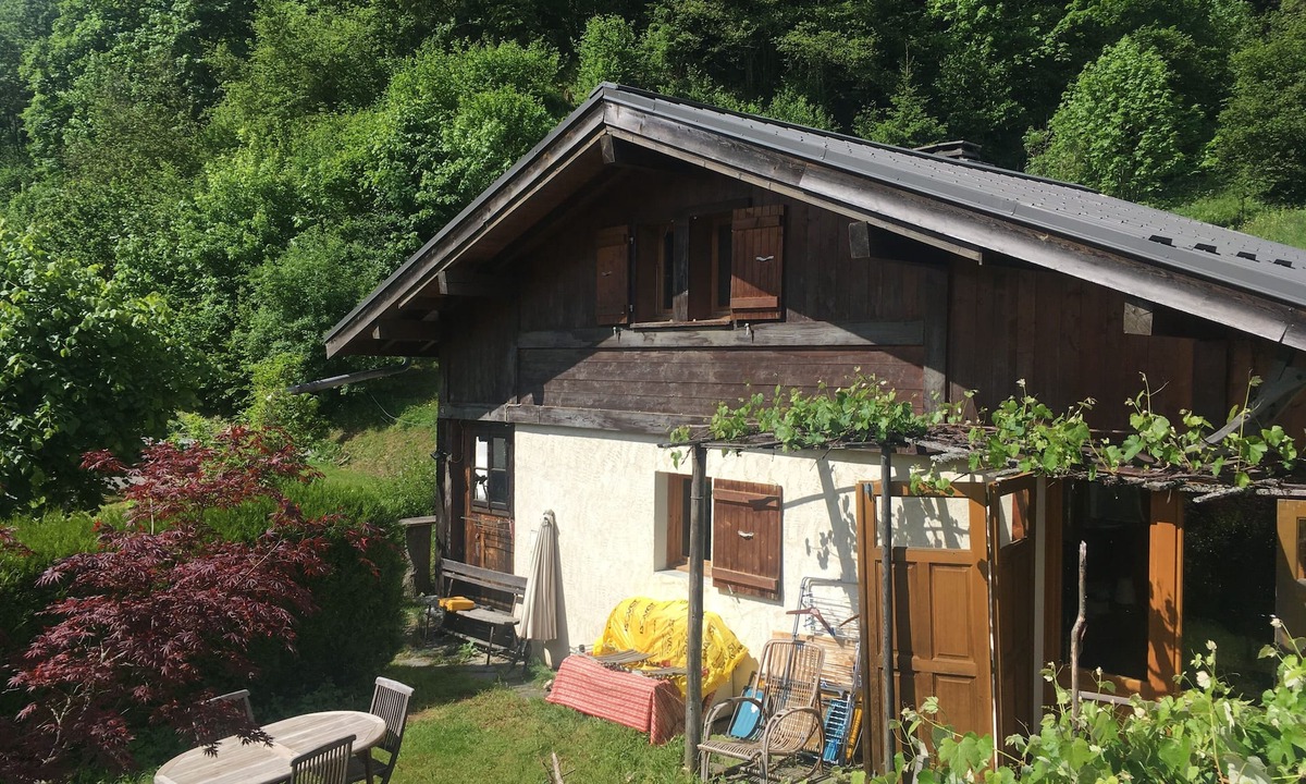 Les Houches Ski Chalet | Authentic chalet in unspoilt hamlet on the edge of a forest