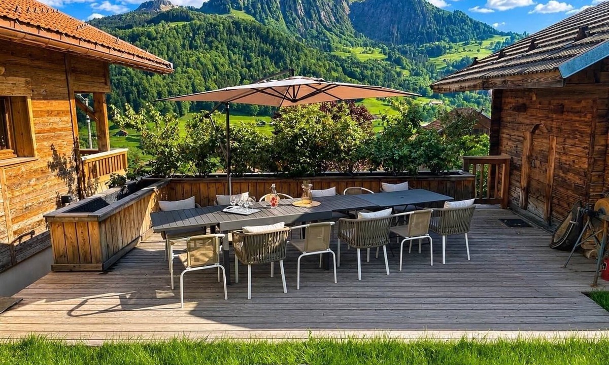Manigod House | Authentic Claren Chalet
