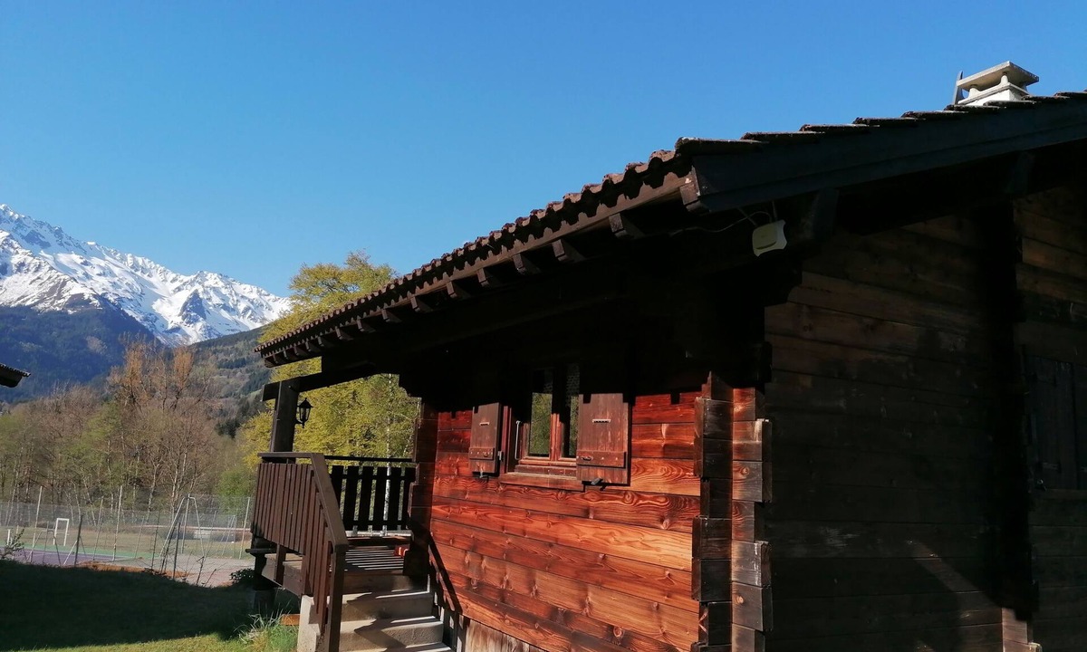 La Ferriere Ski Chalet | Authentic mountain chalet with view - sauna- Norwegian bath