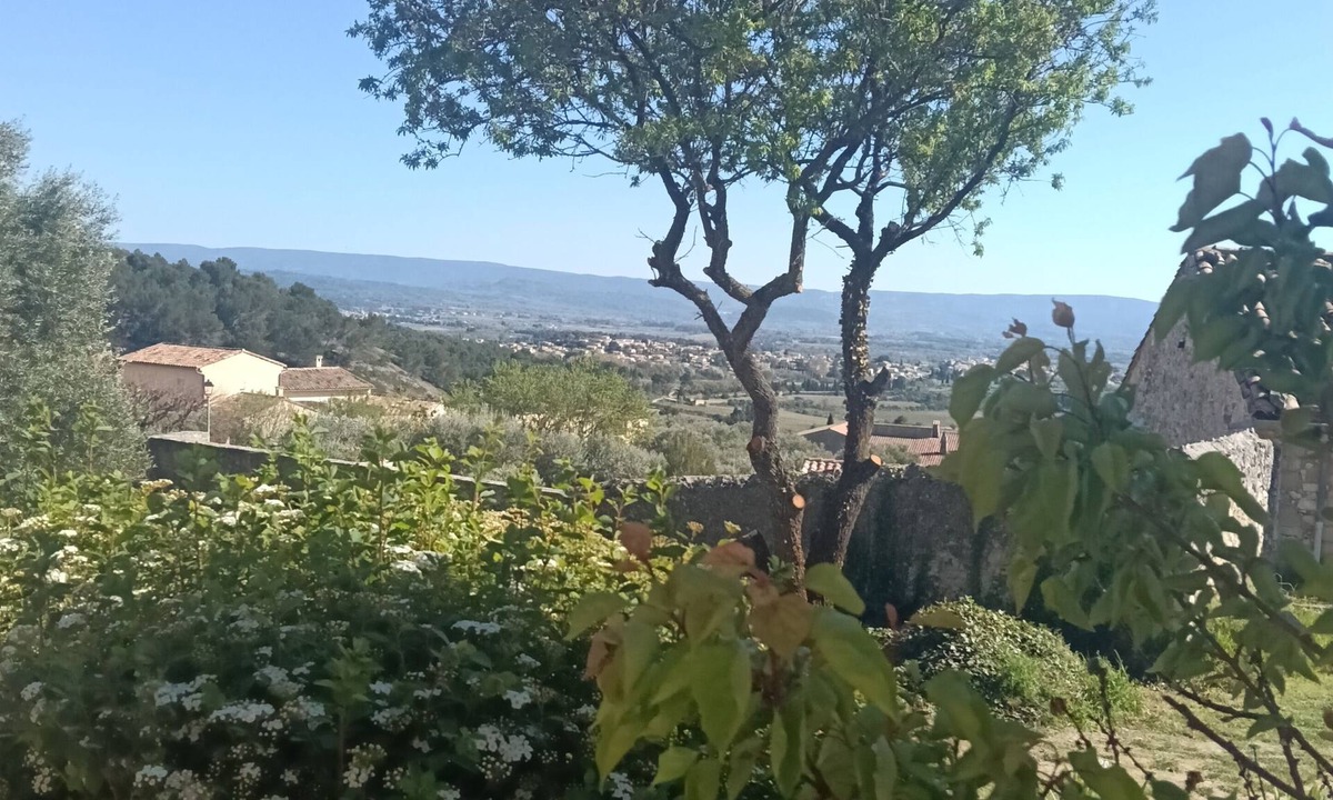 Le Barroux House | Bastide on the hill of Barroux Charme Provençal
