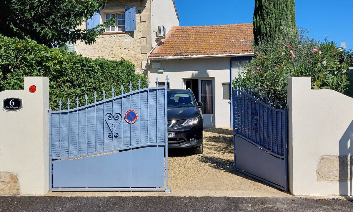 Bellegarde House | Bellegarde Air-Conditioned, Furnished 1-Star Tourist Cottage