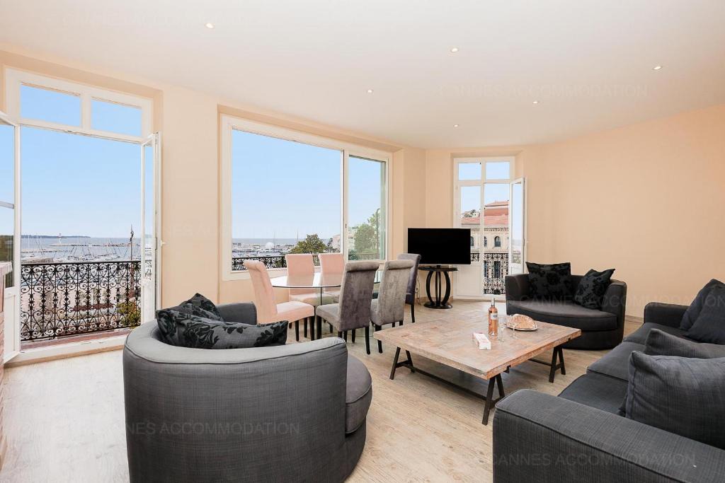 Cannes Old Town Apartment | Carrousel 4