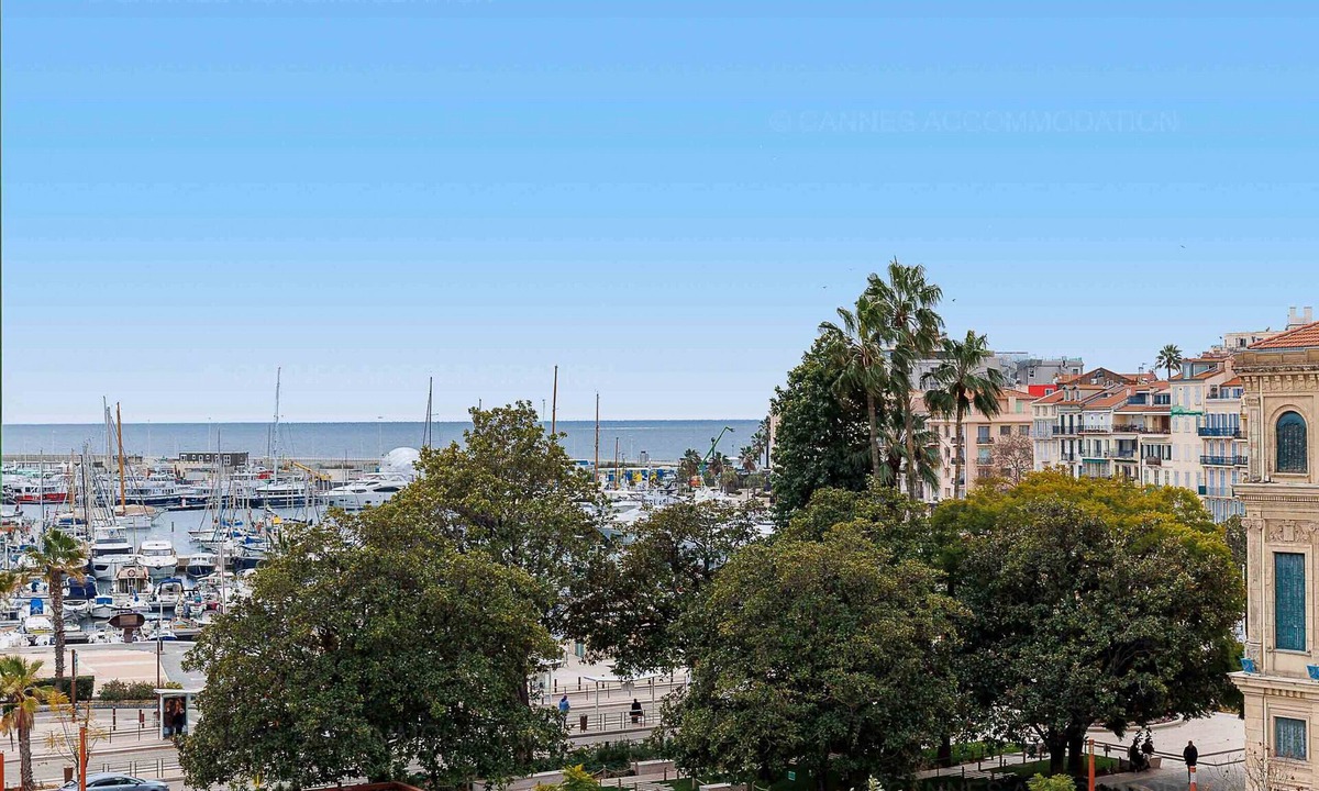 Cannes Old Town Apartment | Carrousel Stud-2201-Renovated studio just across the old harbour