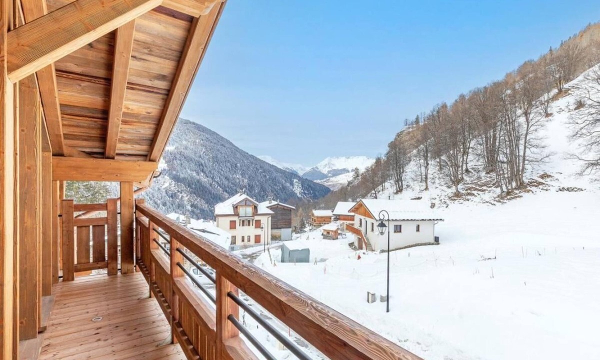 Nancroit Ski Chalet | Chalet, sauna, balcony, fireplace or stove, parking, ski locker, 185m², Peisey-Vallandry