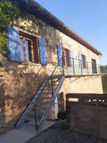 Saint-Martin-Lestra Bed & Breakfast | Chambres D'hôtes Les Noisetiers