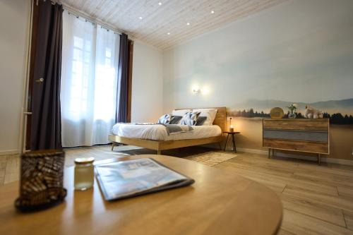 Poligny Apartment | Clos Grimont