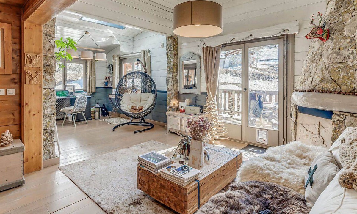 Le Lavachet Ski Chalet | Cozy ski-in chalet, 4 bedrooms, parking, WiFi, Tignes
