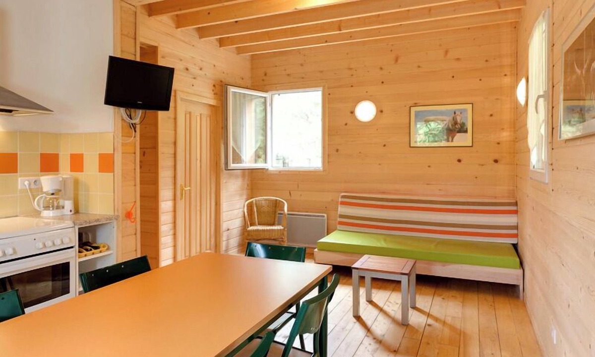 Dienne RV Rental | Domaine de Dienné