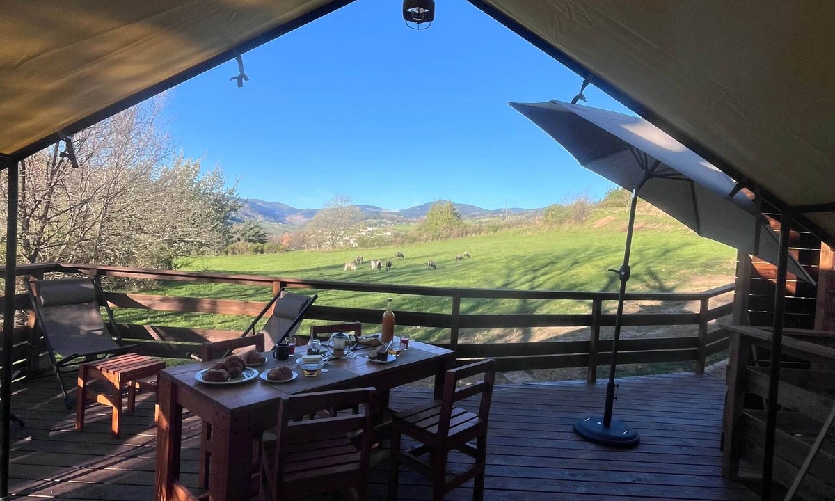 Satillieu House | Domaine Solio - Lodge — Sleep under a canvas roof without sacrificing comfort