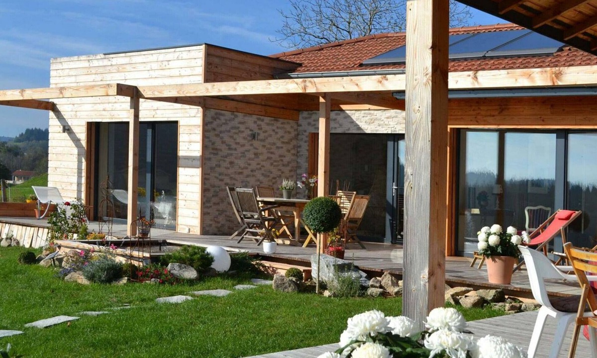 Champoly Cottage | Eco-friendly house with natural pool and panoramic views