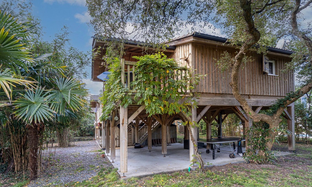 Labenne-Ocean Ski Chalet | Exceptional Treehouse Chalet in Labenne Océan – Nature, Comfort & Privacy 400m from Beach