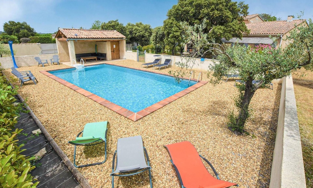 Mazan House | Gorgeous home in Mazan