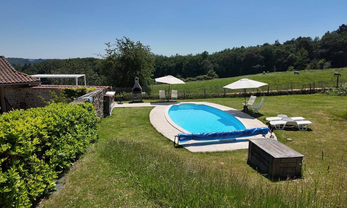 Roussines House | Holiday Home 'Domaine De Bellac - Le Triangle' with Private Pool, Terrace & Wi-Fi