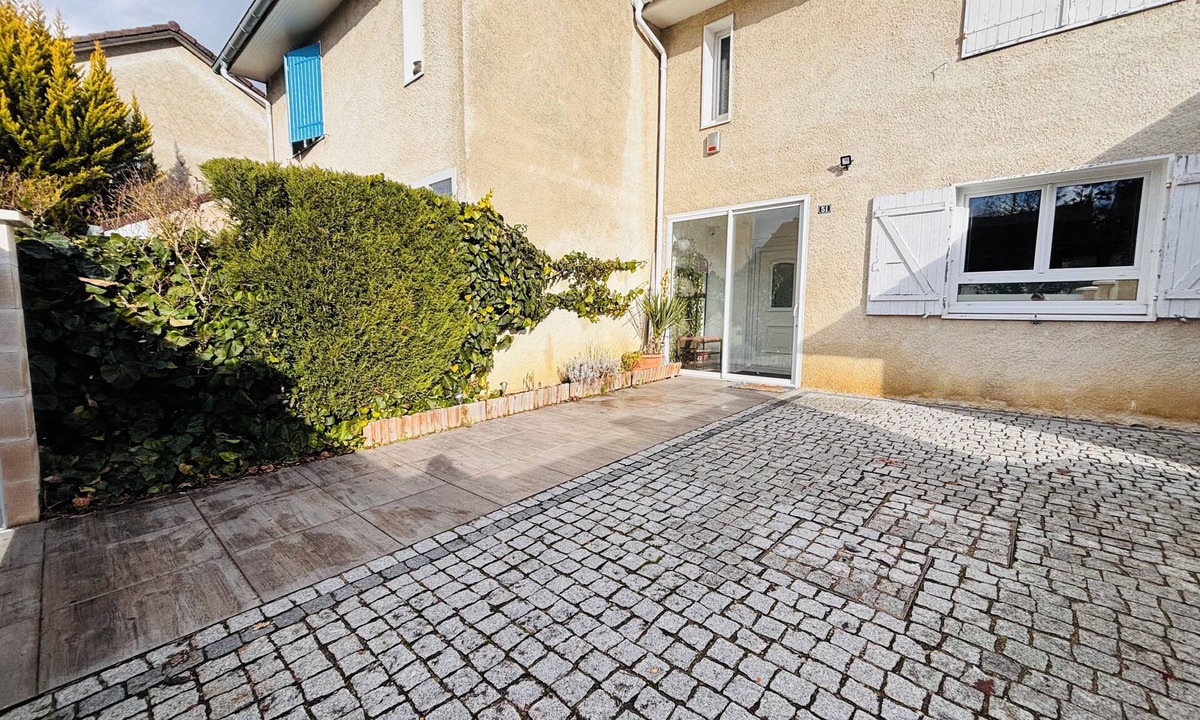 Vetraz-Monthoux House | House 8 pers with garden - Near Geneva (15 min) - Ideal for families & professionals