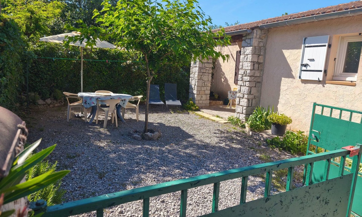 Balazuc House | In Balazuc (listed village): gite 2/4 p + swimming pool and river!