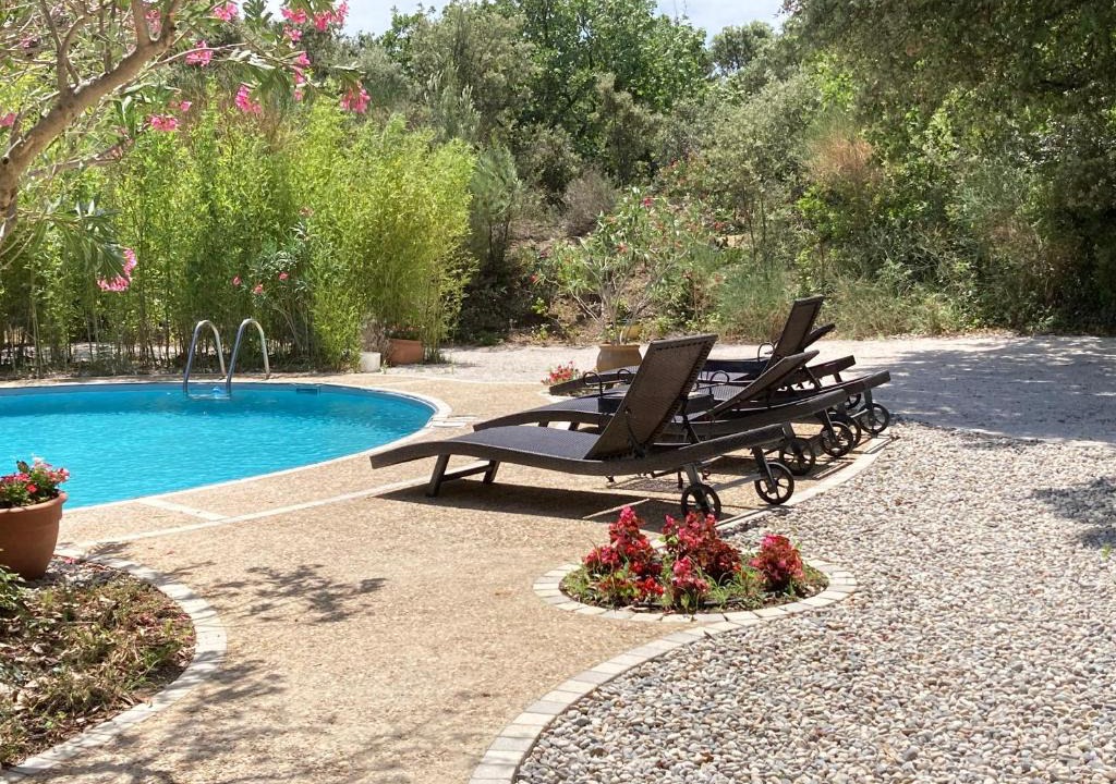Serignan-du-Comtat House | L'Enclos