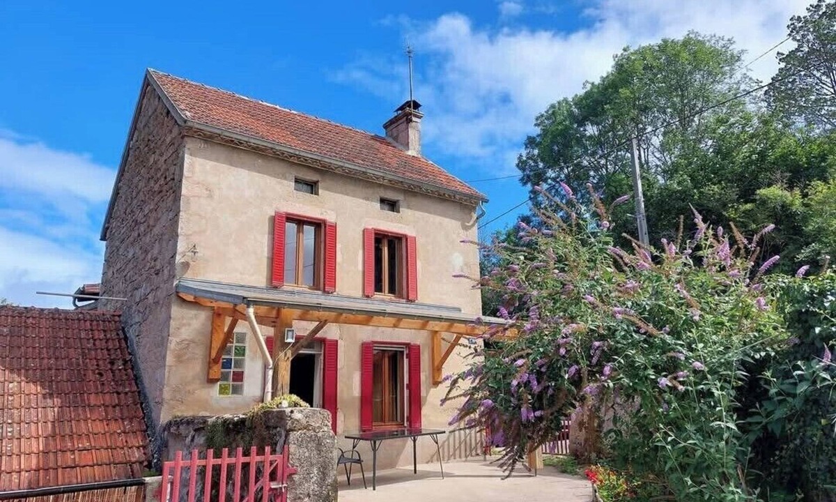 Servant House | La Petite Maison du Moulin - 6 people in the heart of Combrailles