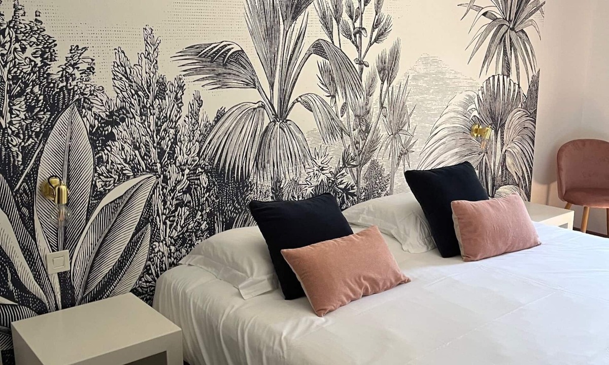 Chateauneuf-du-Pape Hotel | La Sommellerie