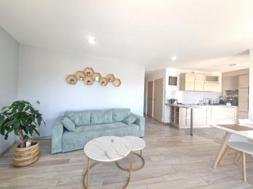 Vallieres Apartment | Lana #Clim#Terrasse - Meublé classé 3étoiles