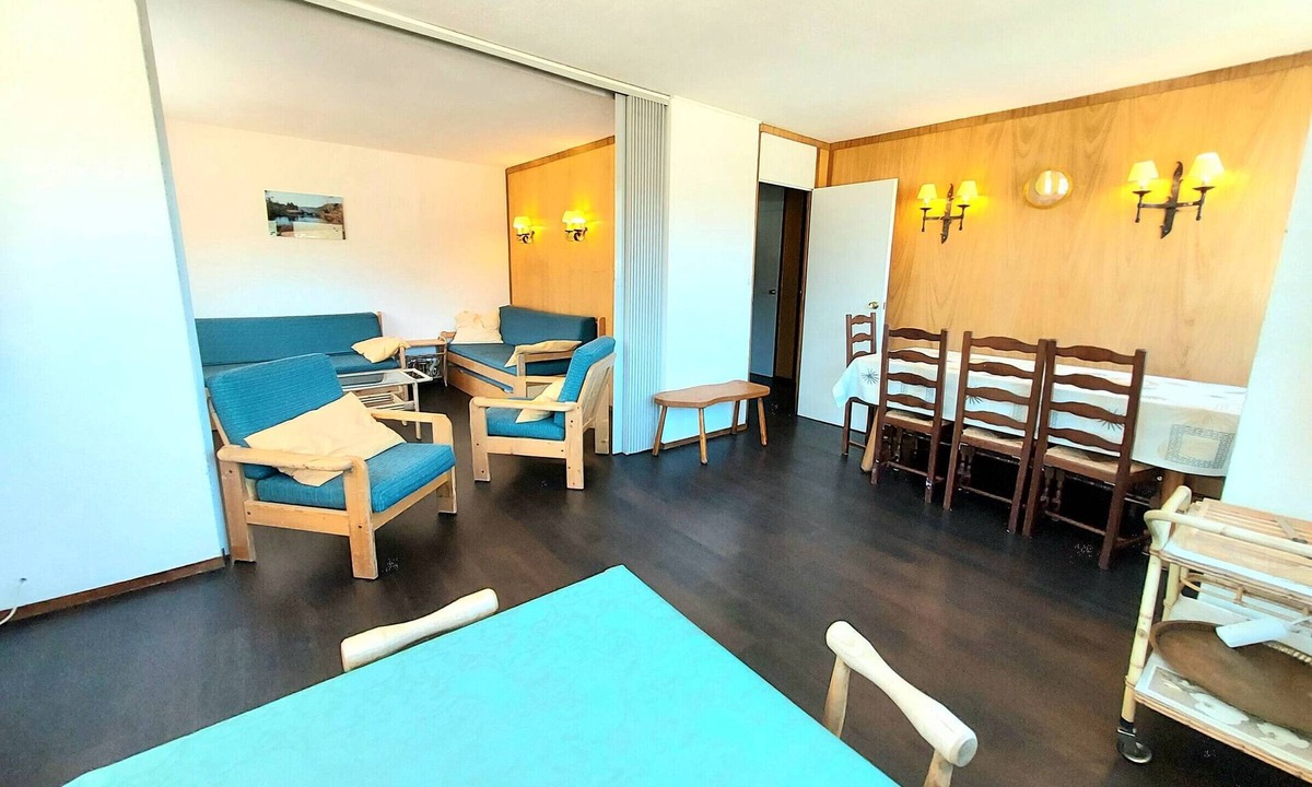 Plagne Centre Apartment | Large apartment for 8 in Plagne Centre, balcony, pets allowed