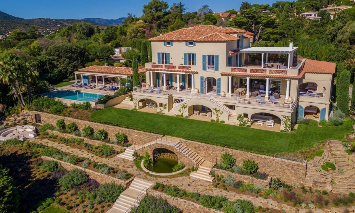Sainte-Maxime Villa | Le Belvedere - Nine Bedroom Villa, Sleeps 22