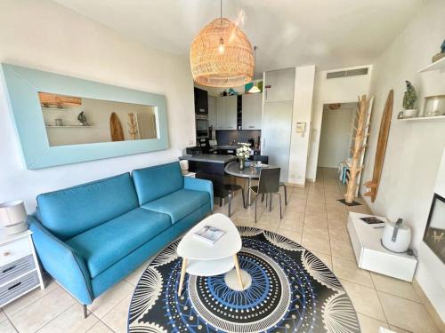 Le Brusc Apartment | "Le Cocon Bleu" Résidence avec Piscine au Coeur du Brusc