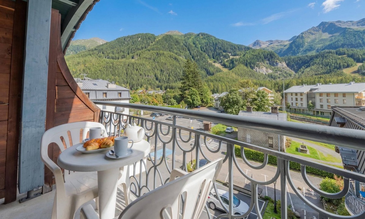 Argentiere Apartment | Le Cristal GM20 Mountain View, Pool, Private Sauna & Parking, Argentière (Chamonix), France