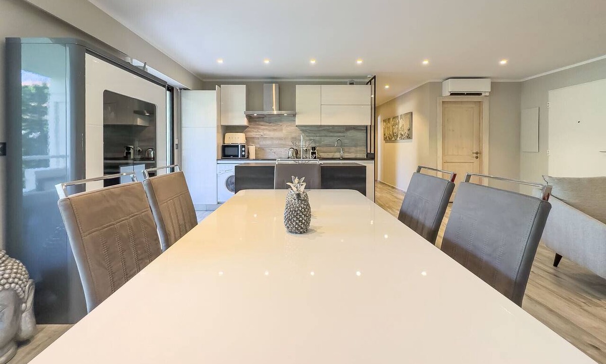 Prado - Republique Apartment | Le First