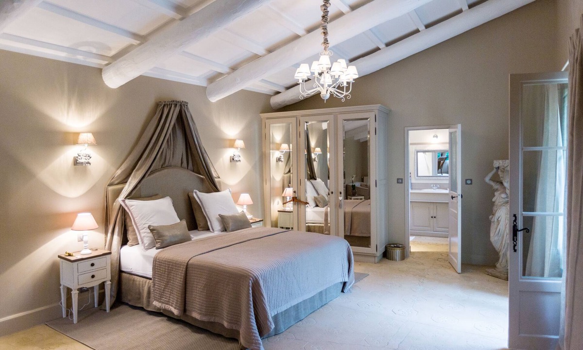 Sainte-Anastasie Bed & Breakfast | Le Mas de la Chapelle