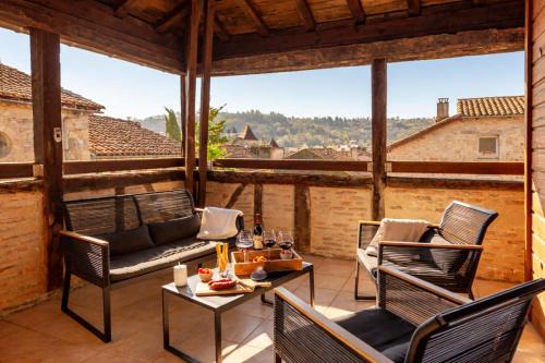 Figeac Apartment | Le Soleilho Del Roy, Vue Exceptionnelle, Terrasse, Clim, Coeur de Figeac, 6 pers