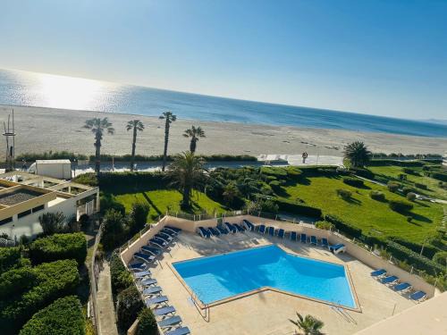 La Cote Radieuse Apartment | Le Sublime 5eme Terrasse VUE MER PISCINE avec CLIMATISATION PARKING Privé Wifi Linge et Ménage de Fin de Séjour Compris