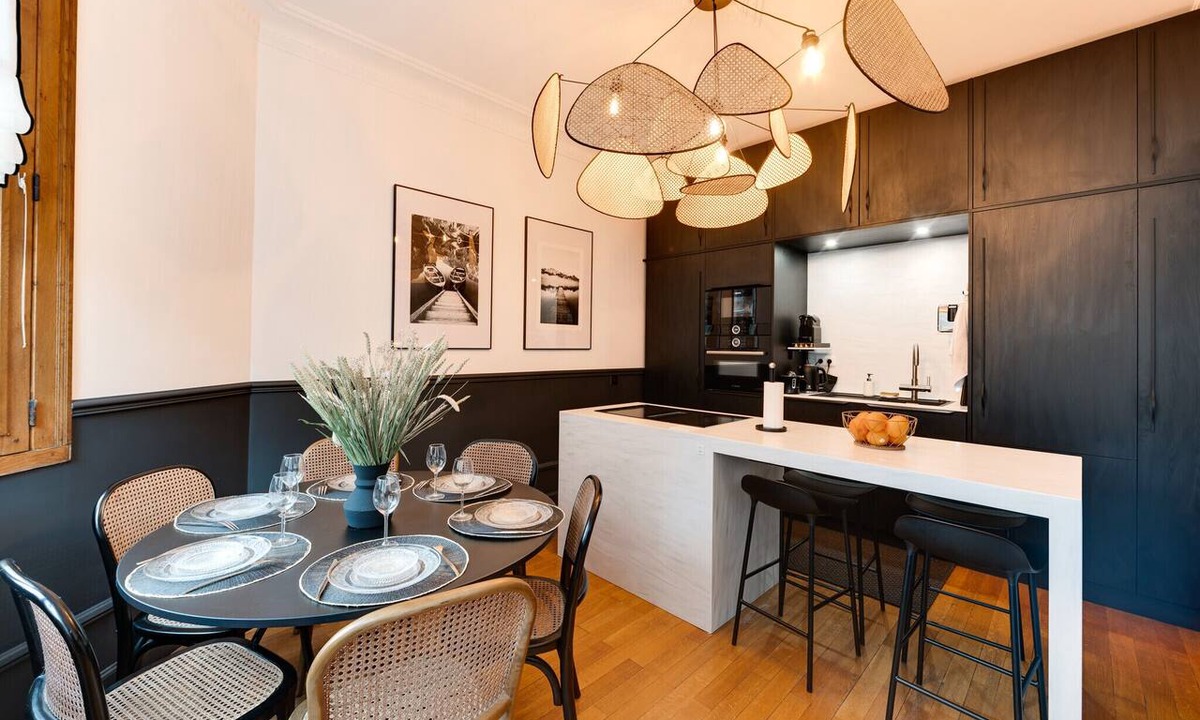 Annecy Old Town Apartment | Les Ilots - Joseph Blanc: apartment 2 rooms on the lake, wifi & balcony