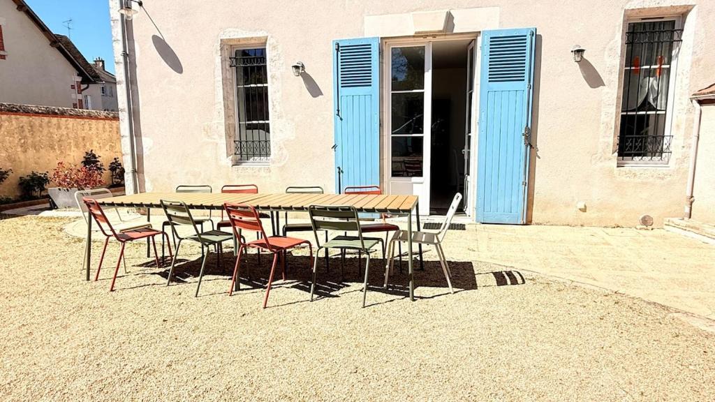 Cour-Cheverny House | Les Volets Bleus - Gîte10 Pers park autos-motos-velos Chambord Beauval