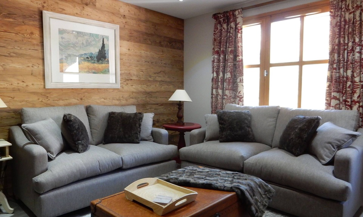Arc-1950 Apartment | LUXURY 3 BEDROOM APARTMENT IN LES ARCS 1950 SKI IN/SKI OUT SLEEPS 6/8