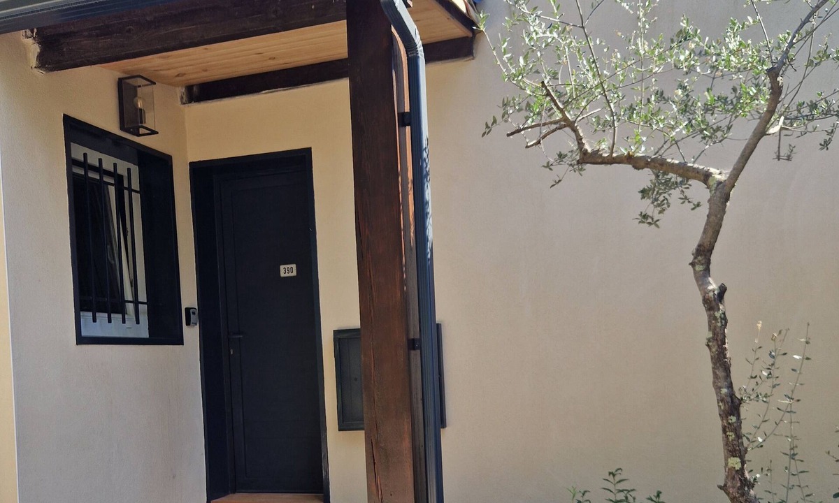 Garrigues House | Mazet de Charme Avec Jacuzzi au Calme
