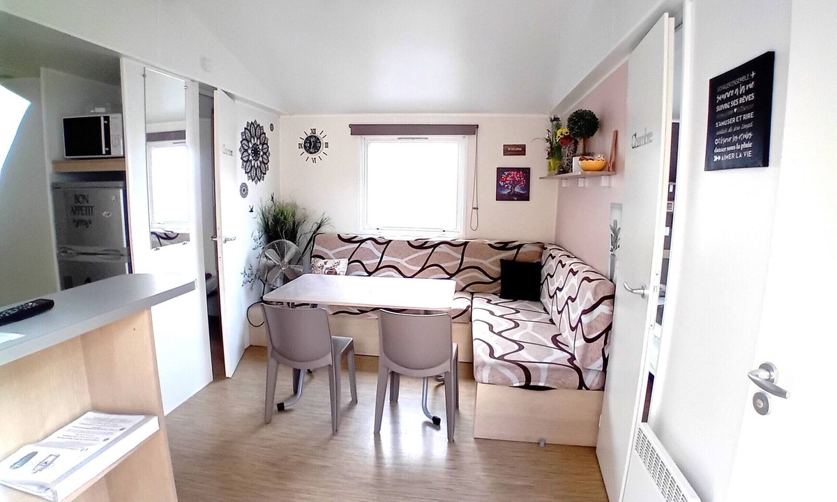 Saint-Jean-de-Monts RV Rental | Mobil-Homes Deux Chambres