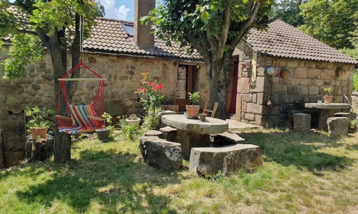 Malarce-sur-la-Thines House | Nature break in the mountains