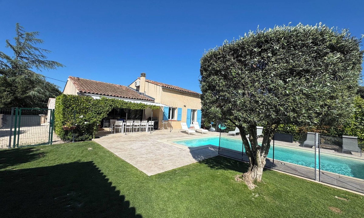 Aix-en-Provence House | Private air-conditioned villa with heated pool and pool house